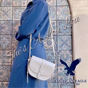 🆕American Eagle Outfitters Leather Crossbody in Khaki Cream made in Italy 🇮🇹
